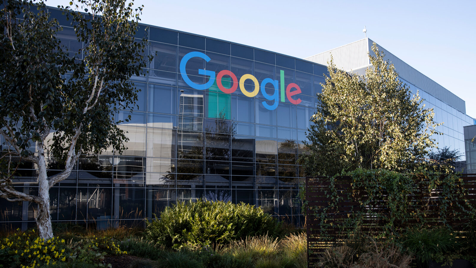 Google Empowers African Women Entrepreneurs with New Initiatives